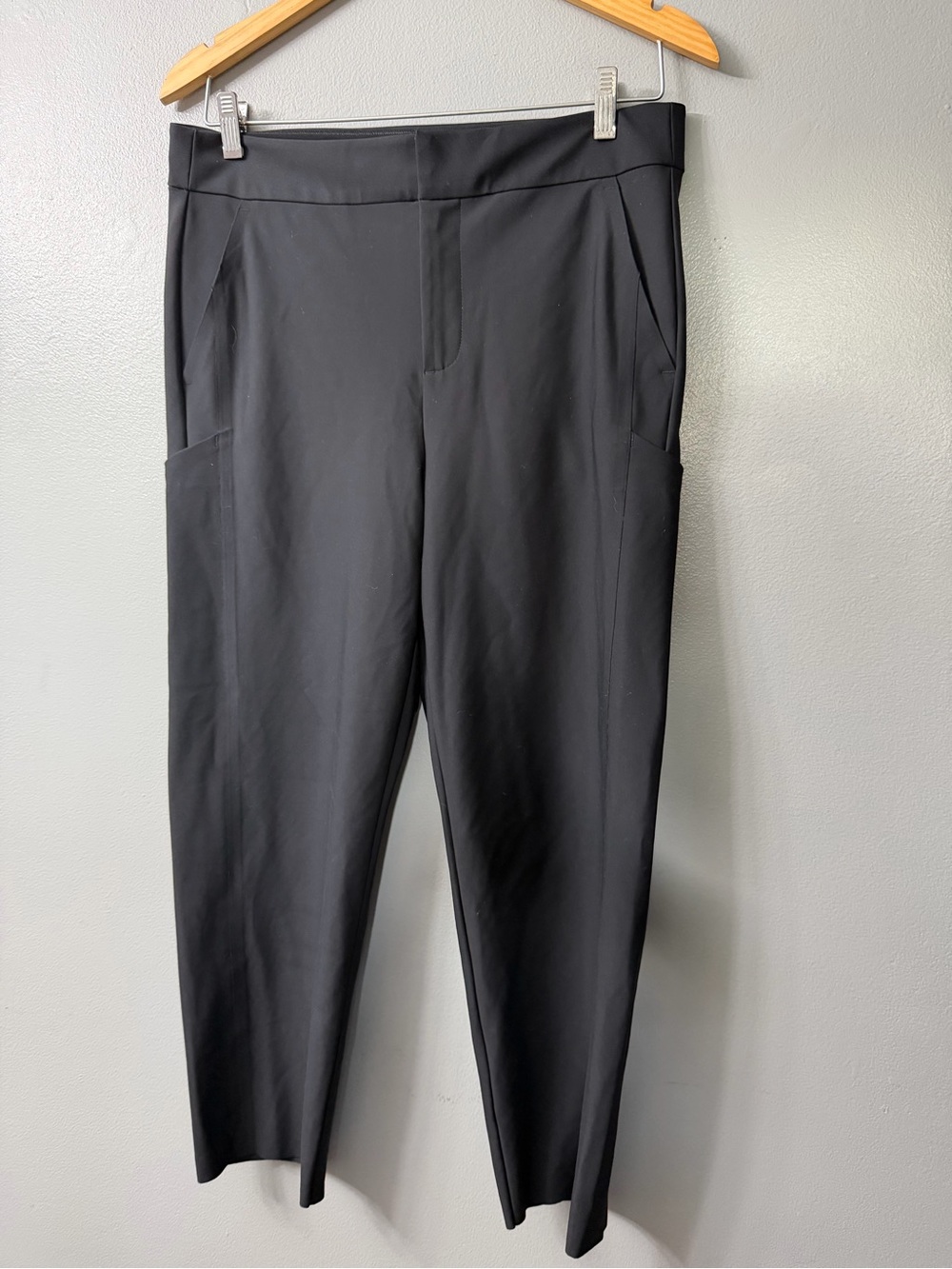 Athleta stellar straight crop Black Stretch- Pants 12